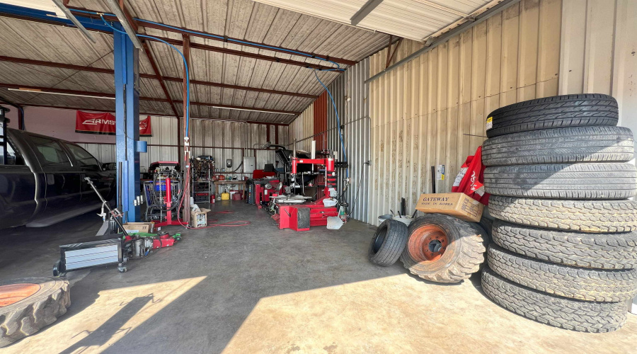 1205 TX State Hwy 16, Zapata, Texas 78076, 1 Bedroom Bedrooms, ,2 BathroomsBathrooms,Commercial/industrial,For Sale,1205 TX State Hwy 16,20260725