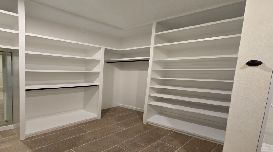 1108 Hebilla Ct., Laredo, Texas 78046, 4 Bedrooms Bedrooms, 5 Rooms Rooms,3 BathroomsBathrooms,Residential,For Sale,1108 Hebilla Ct.,20260722