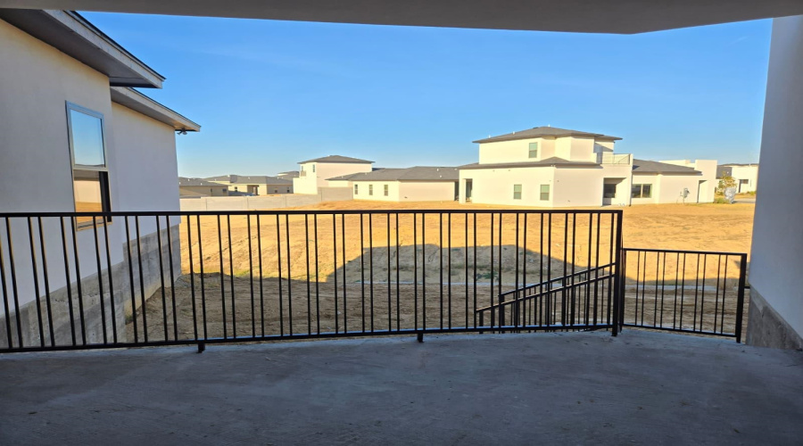 1108 Hebilla Ct., Laredo, Texas 78046, 4 Bedrooms Bedrooms, 5 Rooms Rooms,3 BathroomsBathrooms,Residential,For Sale,1108 Hebilla Ct.,20260722