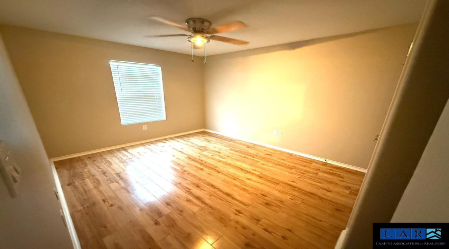 9310 Albany Dr, Laredo, Texas 78045-0000, 3 Bedrooms Bedrooms, 6 Rooms Rooms,2 BathroomsBathrooms,Residential,For Rent,9310 Albany Dr,20260724