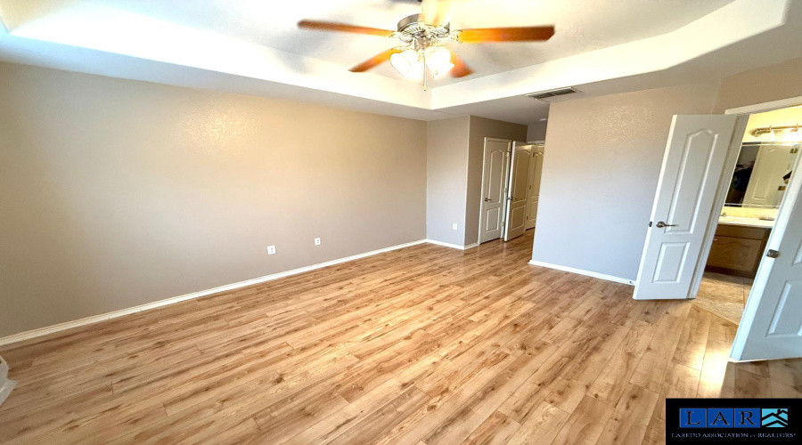 9310 Albany Dr, Laredo, Texas 78045-0000, 3 Bedrooms Bedrooms, 6 Rooms Rooms,2 BathroomsBathrooms,Residential,For Rent,9310 Albany Dr,20260724