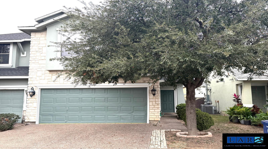 9310 Albany Dr, Laredo, Texas 78045-0000, 3 Bedrooms Bedrooms, 6 Rooms Rooms,2 BathroomsBathrooms,Residential,For Rent,9310 Albany Dr,20260724