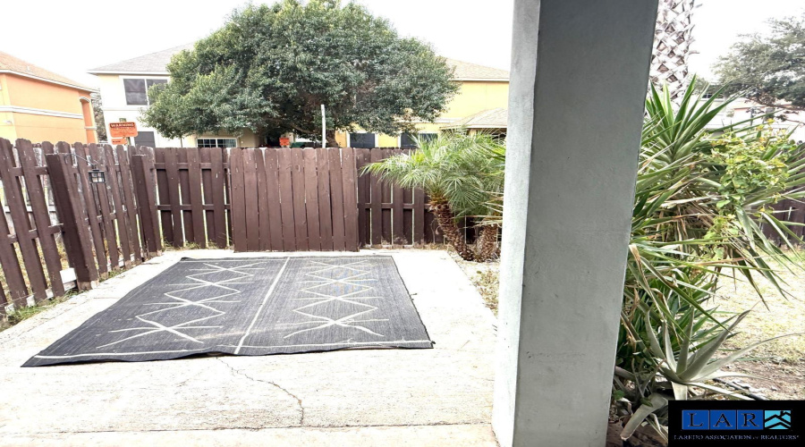 9310 Albany Dr, Laredo, Texas 78045-0000, 3 Bedrooms Bedrooms, 6 Rooms Rooms,2 BathroomsBathrooms,Residential,For Rent,9310 Albany Dr,20260724