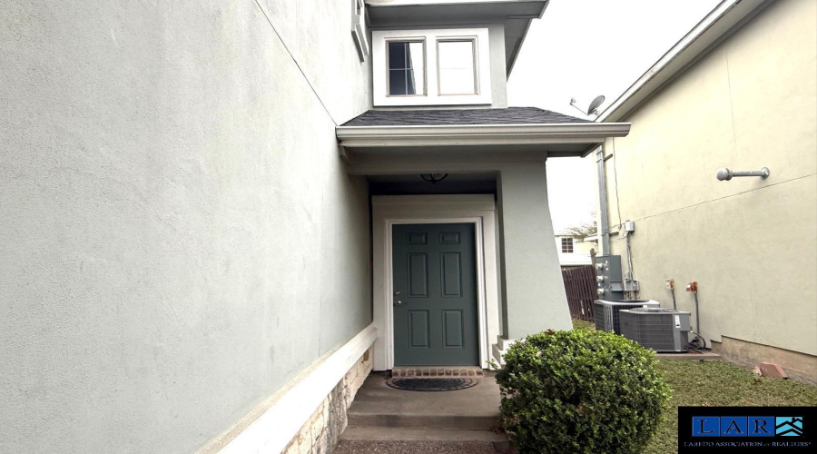 9310 Albany Dr, Laredo, Texas 78045-0000, 3 Bedrooms Bedrooms, 6 Rooms Rooms,2 BathroomsBathrooms,Residential,For Rent,9310 Albany Dr,20260724