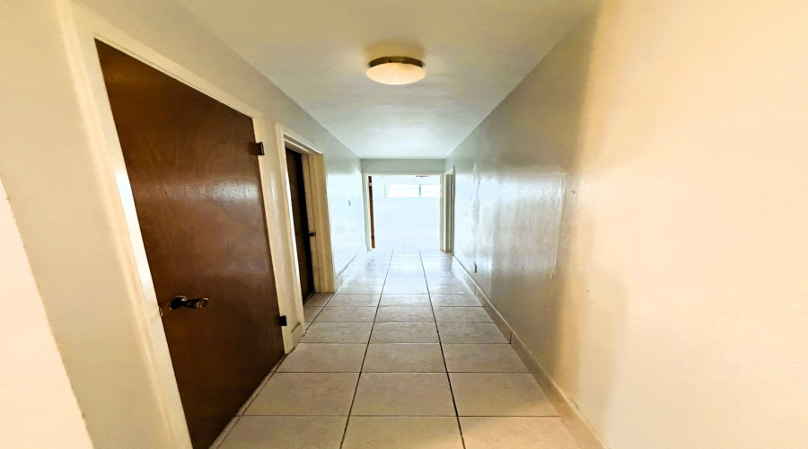 2119 Chacon St, Laredo, Texas 78043, 3 Bedrooms Bedrooms, 6 Rooms Rooms,2 BathroomsBathrooms,Residential,For Sale,2119 Chacon St,20260729