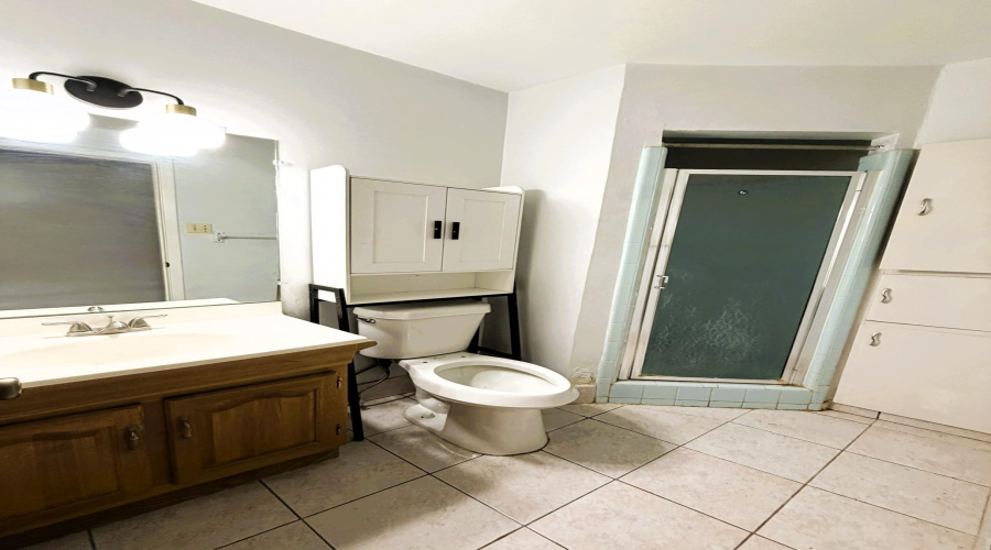 2119 Chacon St, Laredo, Texas 78043, 3 Bedrooms Bedrooms, 6 Rooms Rooms,2 BathroomsBathrooms,Residential,For Sale,2119 Chacon St,20260729