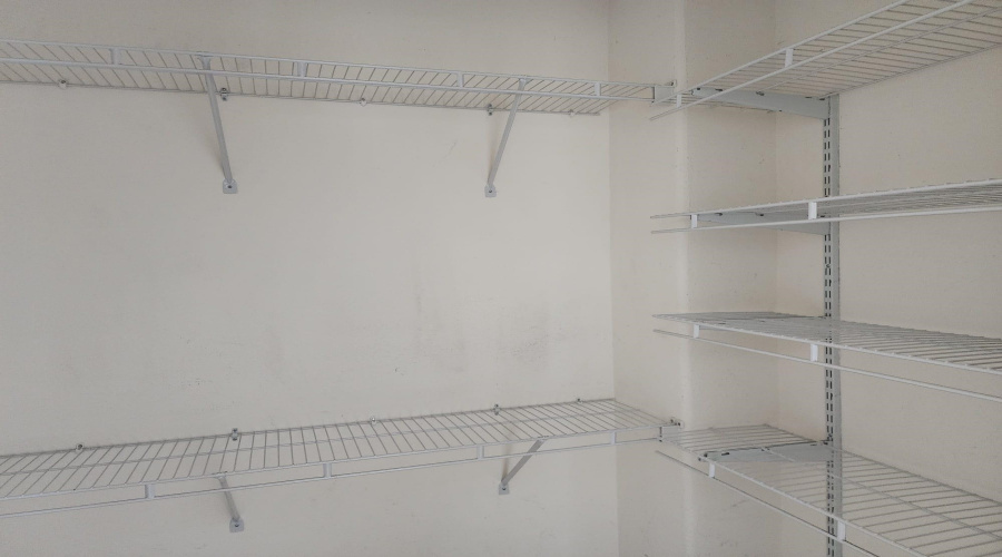 1604 Denmark Ln, Laredo, Texas 78045, 4 Bedrooms Bedrooms, 6 Rooms Rooms,2 BathroomsBathrooms,Residential,For Sale,1604 Denmark Ln,20260730