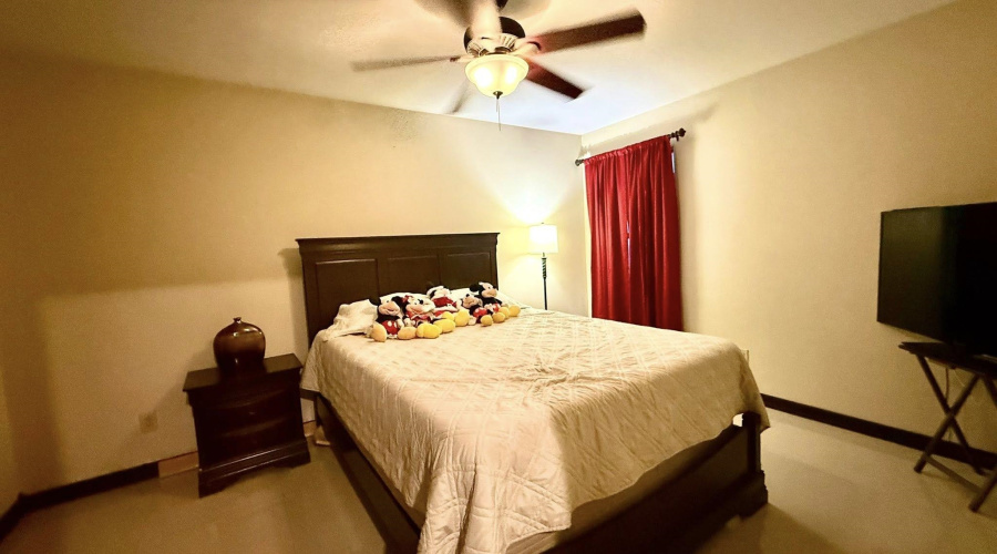 3519 Aguanieve Dr., Laredo, Texas 78046, 4 Bedrooms Bedrooms, 7 Rooms Rooms,2 BathroomsBathrooms,Residential,For Sale,3519 Aguanieve Dr.,20260731