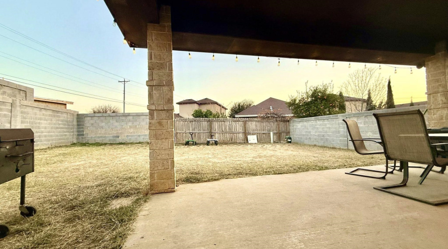 3519 Aguanieve Dr., Laredo, Texas 78046, 4 Bedrooms Bedrooms, 7 Rooms Rooms,2 BathroomsBathrooms,Residential,For Sale,3519 Aguanieve Dr.,20260731