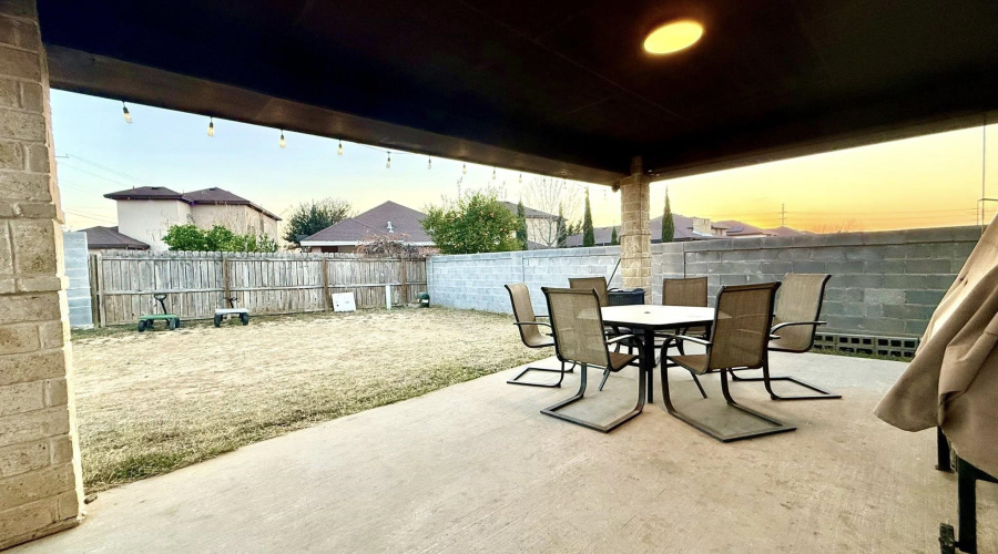 3519 Aguanieve Dr., Laredo, Texas 78046, 4 Bedrooms Bedrooms, 7 Rooms Rooms,2 BathroomsBathrooms,Residential,For Sale,3519 Aguanieve Dr.,20260731