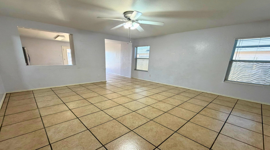 4435 Exodus Dr, Laredo, Texas 78046, 4 Bedrooms Bedrooms, 6 Rooms Rooms,2 BathroomsBathrooms,Residential,For Rent,4435 Exodus Dr,20260735