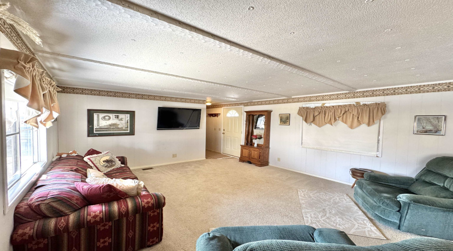 119 Road Runner St, Zapata, Texas 78076, 2 Bedrooms Bedrooms, 3 Rooms Rooms,2 BathroomsBathrooms,Residential,For Sale,119 Road Runner St,20260740