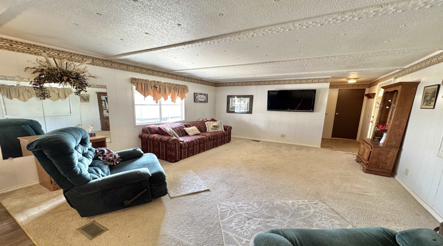 119 Road Runner St, Zapata, Texas 78076, 2 Bedrooms Bedrooms, 3 Rooms Rooms,2 BathroomsBathrooms,Residential,For Sale,119 Road Runner St,20260740