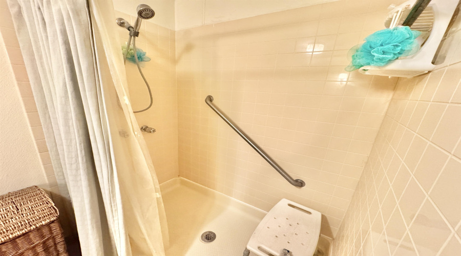 119 Road Runner St, Zapata, Texas 78076, 2 Bedrooms Bedrooms, 3 Rooms Rooms,2 BathroomsBathrooms,Residential,For Sale,119 Road Runner St,20260740