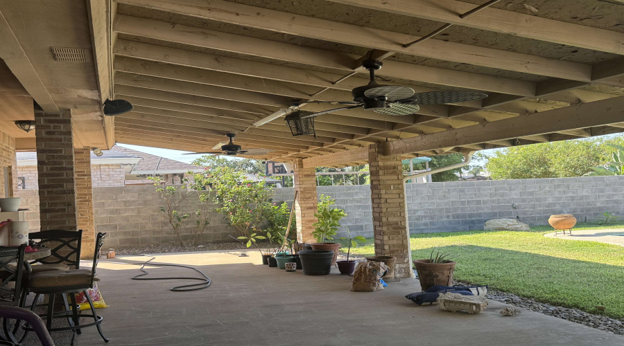 8710 Gentlewind Crt, Laredo, Texas 78045, 3 Bedrooms Bedrooms, 6 Rooms Rooms,2 BathroomsBathrooms,Residential,For Sale,8710 Gentlewind Crt,20254360