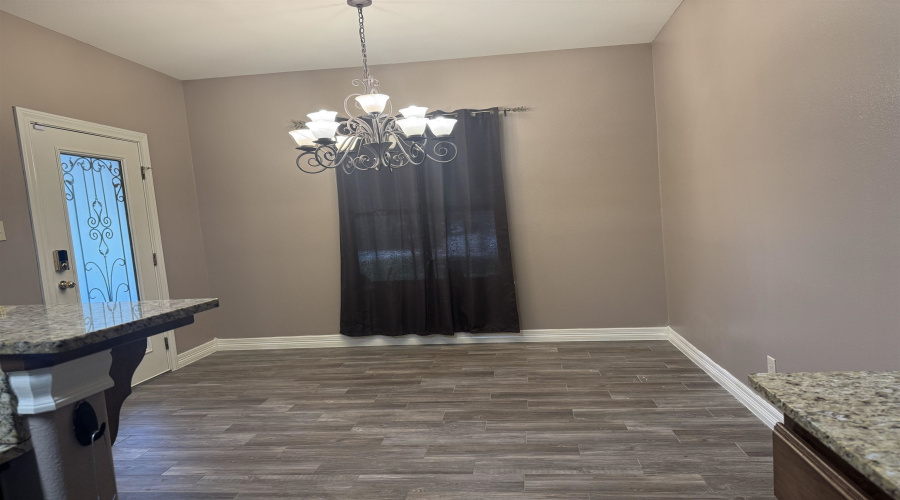 8710 Gentlewind Crt, Laredo, Texas 78045, 3 Bedrooms Bedrooms, 6 Rooms Rooms,2 BathroomsBathrooms,Residential,For Sale,8710 Gentlewind Crt,20254360