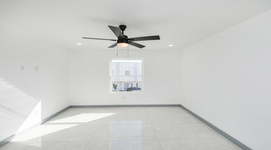 1011 Emerald Valley Dr., Laredo, Texas 78043, 3 Bedrooms Bedrooms, 6 Rooms Rooms,2 BathroomsBathrooms,Residential,For Rent,1011 Emerald Valley Dr.,20260741