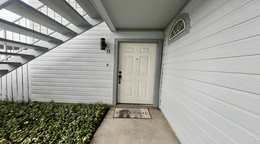 1205 International Blvd, Laredo, Texas 78045, 2 Bedrooms Bedrooms, 5 Rooms Rooms,2 BathroomsBathrooms,Residential,For Rent,1205 International Blvd,20260743