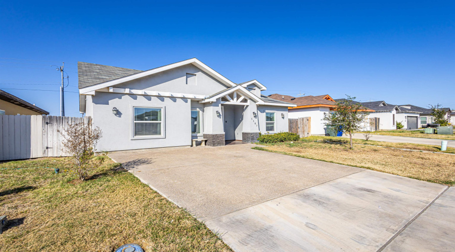 5307 Montebello Ct., LAREDO, Texas 78046, 3 Bedrooms Bedrooms, 4 Rooms Rooms,2 BathroomsBathrooms,Residential,For Sale,5307 Montebello Ct.,20260744