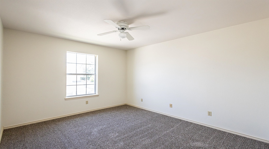 8801 McPherson Rd, LAREDO, Texas 78045, 3 Bedrooms Bedrooms, 6 Rooms Rooms,2 BathroomsBathrooms,Residential,For Sale,8801 McPherson Rd,20260745