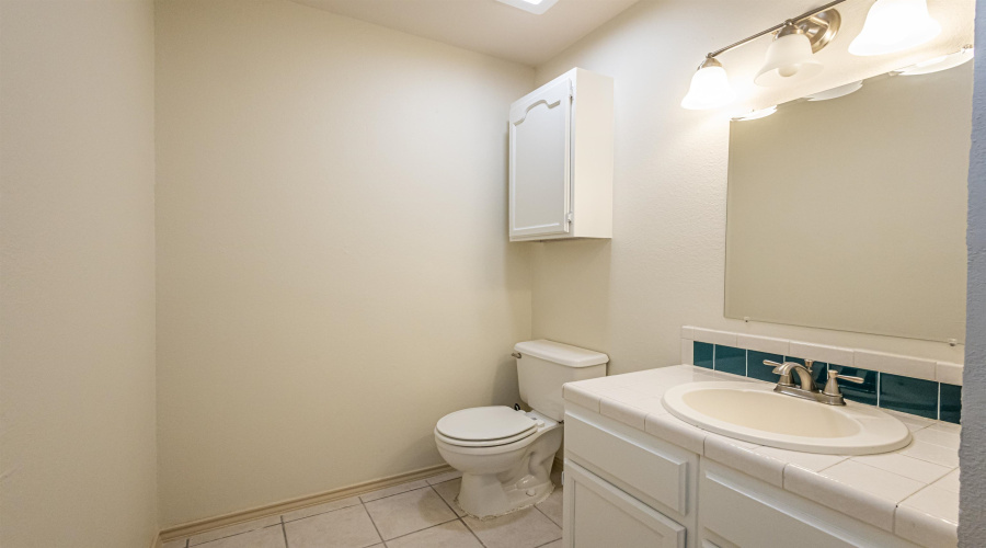 8801 McPherson Rd, LAREDO, Texas 78045, 3 Bedrooms Bedrooms, 6 Rooms Rooms,2 BathroomsBathrooms,Residential,For Sale,8801 McPherson Rd,20260745