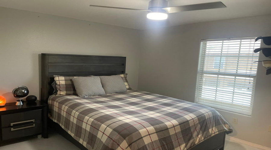 704 Muntjac Deer Ct, LAREDO, Texas 78045-4169, 3 Bedrooms Bedrooms, 7 Rooms Rooms,2 BathroomsBathrooms,Residential,For Sale,704 Muntjac Deer Ct,20253469