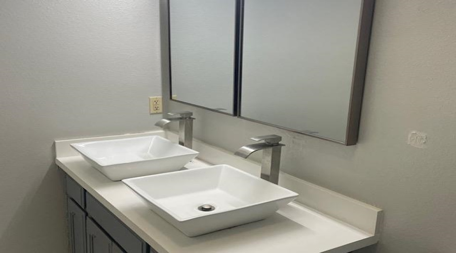 704 Muntjac Deer Ct, LAREDO, Texas 78045-4169, 3 Bedrooms Bedrooms, 7 Rooms Rooms,2 BathroomsBathrooms,Residential,For Sale,704 Muntjac Deer Ct,20253469