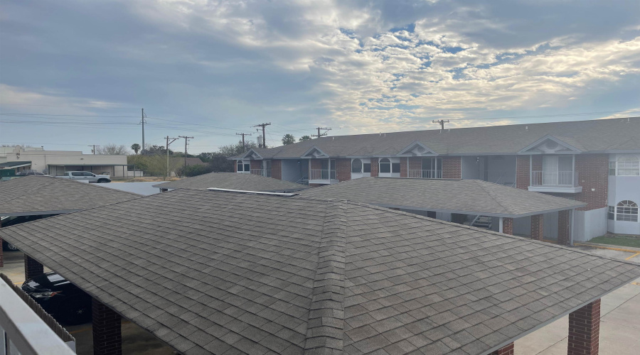 1205 International Blvd, Laredo, Texas 78045, 2 Bedrooms Bedrooms, 3 Rooms Rooms,2 BathroomsBathrooms,Residential,For Rent,1205 International Blvd,20260750