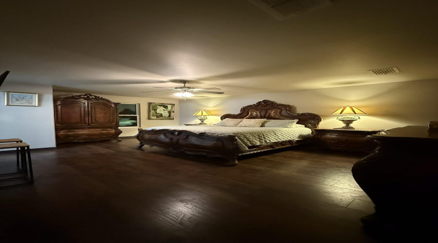 216 John Irving Dr., Laredo, Texas 78041, 3 Bedrooms Bedrooms, 7 Rooms Rooms,2 BathroomsBathrooms,Residential,For Sale,216 John Irving Dr.,20260755