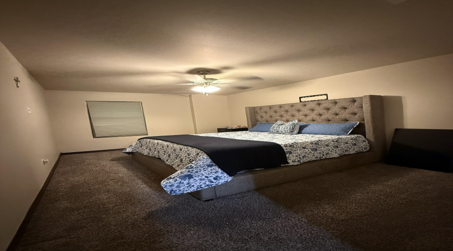 216 John Irving Dr., Laredo, Texas 78041, 3 Bedrooms Bedrooms, 7 Rooms Rooms,2 BathroomsBathrooms,Residential,For Sale,216 John Irving Dr.,20260755