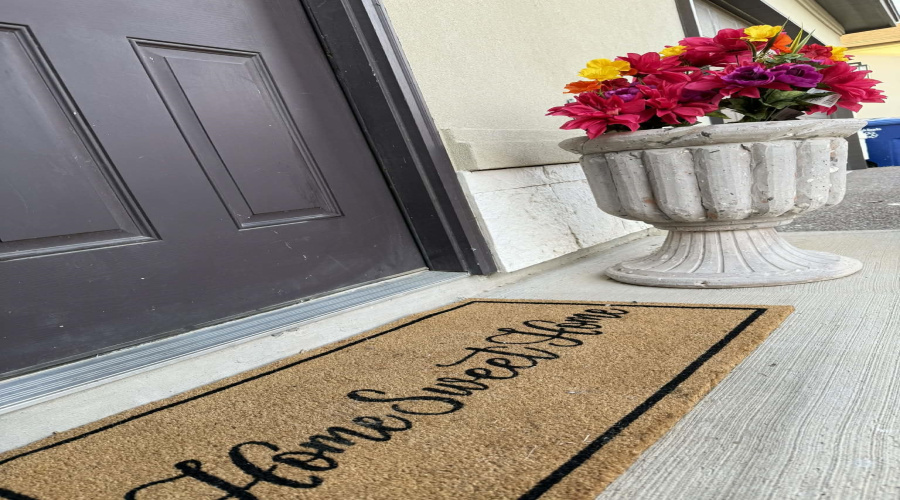 216 John Irving Dr., Laredo, Texas 78041, 3 Bedrooms Bedrooms, 7 Rooms Rooms,2 BathroomsBathrooms,Residential,For Sale,216 John Irving Dr.,20260755