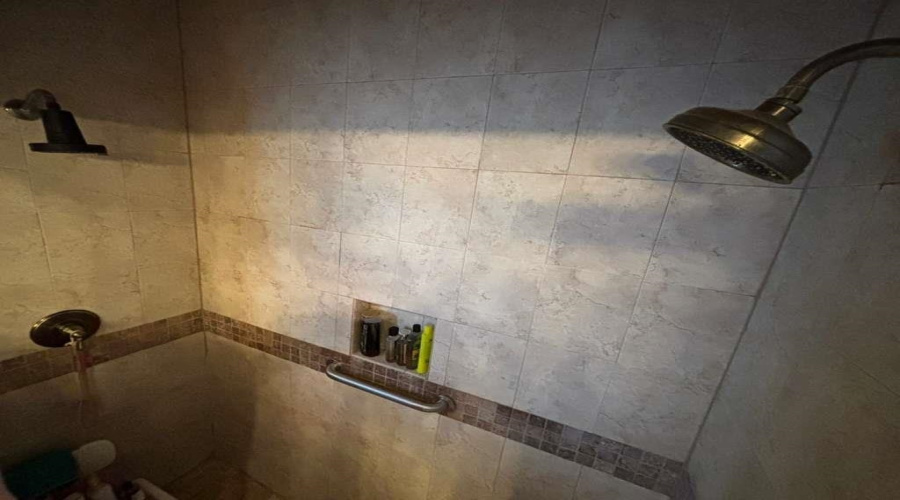 307 Lake Carnegie Ct., Laredo, Texas 78041, 3 Bedrooms Bedrooms, 6 Rooms Rooms,2 BathroomsBathrooms,Residential,For Sale,307 Lake Carnegie Ct.,20260756