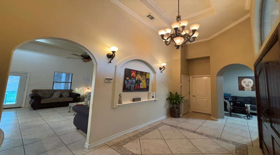 307 Lake Carnegie Ct., Laredo, Texas 78041, 3 Bedrooms Bedrooms, 6 Rooms Rooms,2 BathroomsBathrooms,Residential,For Sale,307 Lake Carnegie Ct.,20260756