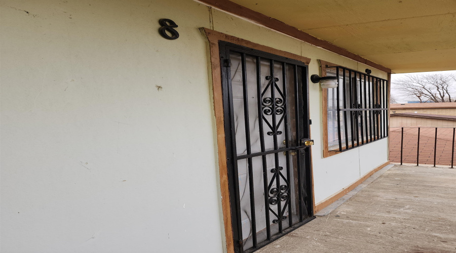 3003 N Buena Vista Ave, Laredo, Texas 78043, 1 Bedroom Bedrooms, 2 Rooms Rooms,1 BathroomBathrooms,Residential,For Rent,3003 N Buena Vista Ave,20260757