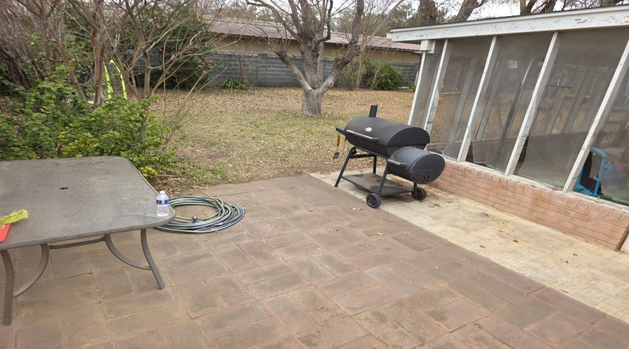 312 S Dakota, Laredo, Texas 78041, 3 Bedrooms Bedrooms, 5 Rooms Rooms,2 BathroomsBathrooms,Residential,For Sale,312 S Dakota,20260758