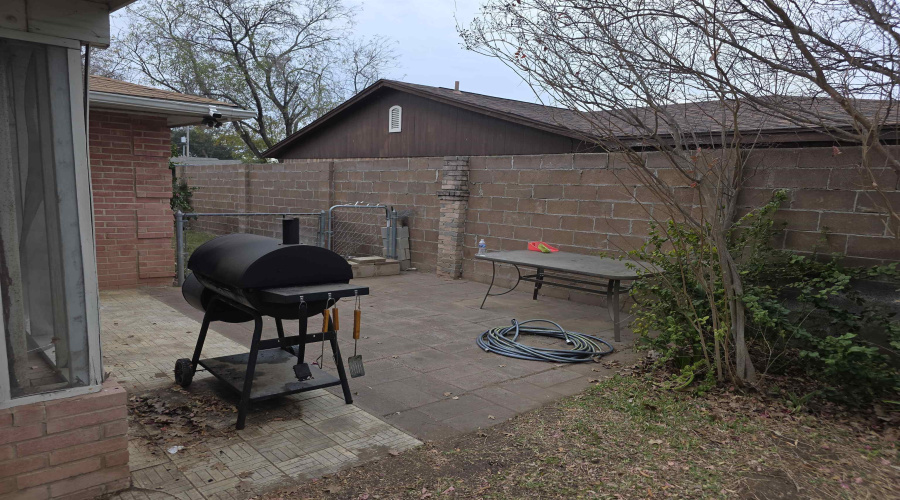 312 S Dakota, Laredo, Texas 78041, 3 Bedrooms Bedrooms, 5 Rooms Rooms,2 BathroomsBathrooms,Residential,For Sale,312 S Dakota,20260758