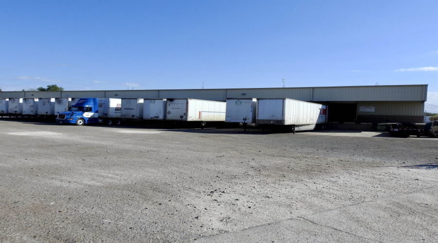 702 Enterprise St, Laredo, Texas 78045, 1 Bedroom Bedrooms, 1 Room Rooms,1 BathroomBathrooms,Commercial/industrial,For Rent,702 Enterprise St,20260761