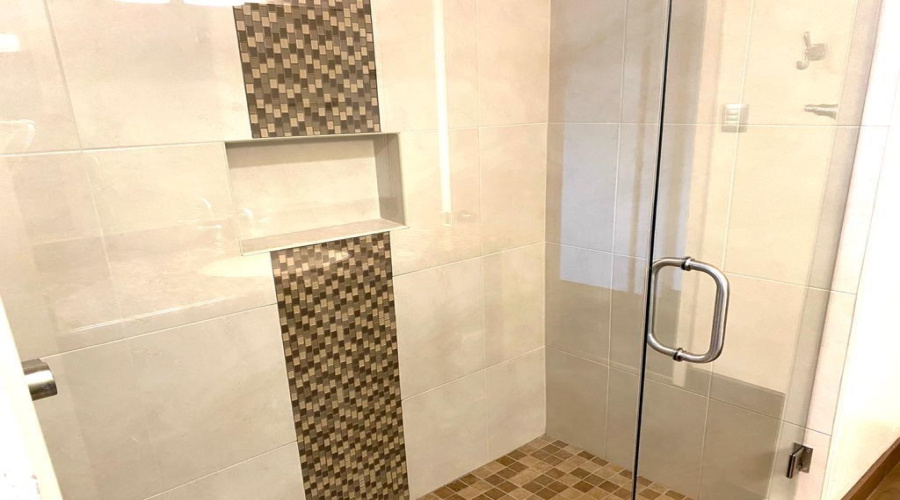 901 A Castle Heights Dr, Laredo, Texas 78041-5930, 2 Bedrooms Bedrooms, 6 Rooms Rooms,1 BathroomBathrooms,Residential,For Rent,901 A Castle Heights Dr,20260760