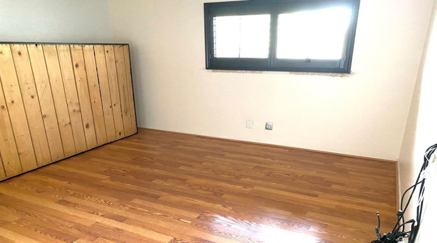 901 A Castle Heights Dr, Laredo, Texas 78041-5930, 2 Bedrooms Bedrooms, 6 Rooms Rooms,1 BathroomBathrooms,Residential,For Rent,901 A Castle Heights Dr,20260760