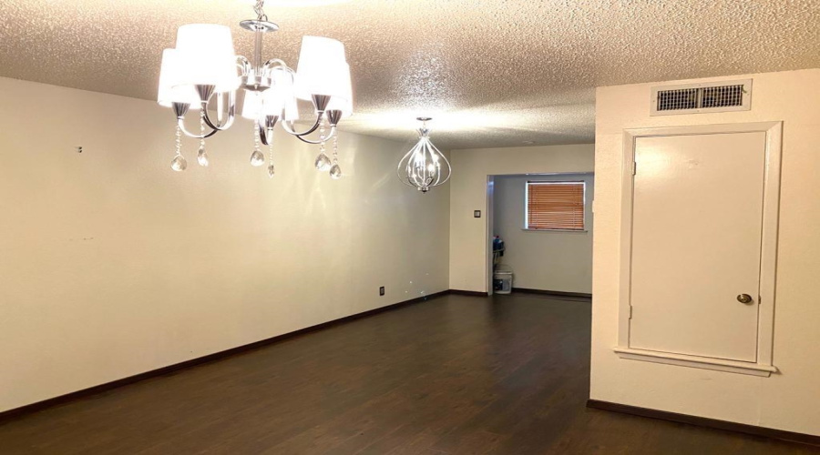 901 A Castle Heights Dr, Laredo, Texas 78041-5930, 2 Bedrooms Bedrooms, 6 Rooms Rooms,1 BathroomBathrooms,Residential,For Rent,901 A Castle Heights Dr,20260760