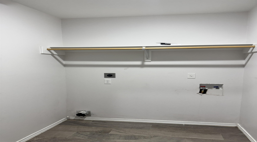 3606 Octavia Dr., Laredo, Texas 78046, 3 Bedrooms Bedrooms, 5 Rooms Rooms,2 BathroomsBathrooms,Residential,For Rent,3606 Octavia Dr.,20260763