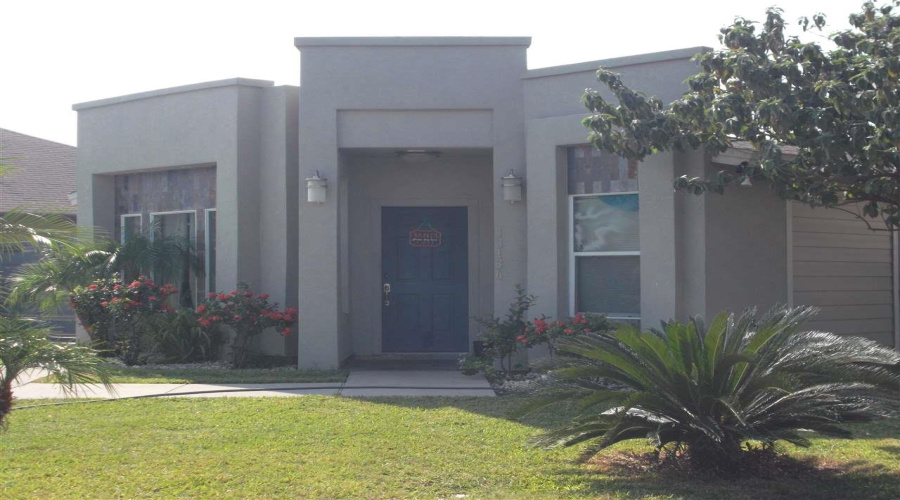 13136 Kickapoo Dr, Laredo, Texas 78045, 3 Bedrooms Bedrooms, 5 Rooms Rooms,2 BathroomsBathrooms,Residential,For Sale,13136 Kickapoo Dr,20260765