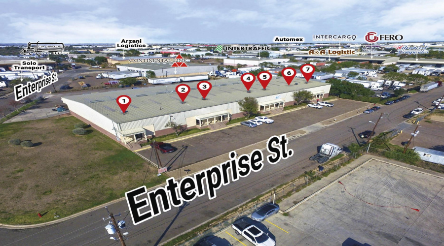 702 Enterprise St, Laredo, Texas 78045, 1 Bedroom Bedrooms, 1 Room Rooms,1 BathroomBathrooms,Commercial/industrial,For Rent,702 Enterprise St,20260762