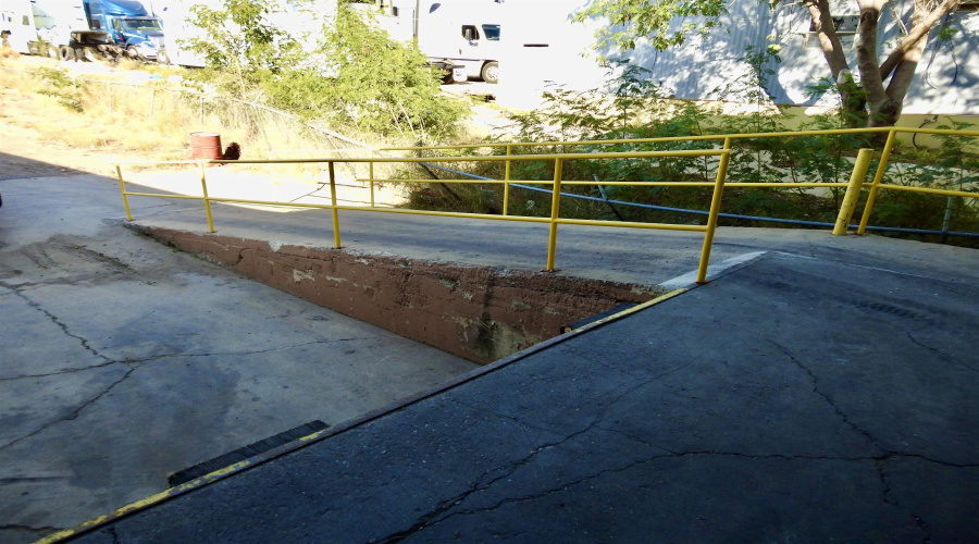 702 Enterprise St, Laredo, Texas 78045, 1 Bedroom Bedrooms, 1 Room Rooms,1 BathroomBathrooms,Commercial/industrial,For Rent,702 Enterprise St,20260762