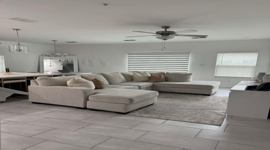 9926 Kaspar Dr., Laredo, Texas 78045, 3 Bedrooms Bedrooms, 4 Rooms Rooms,2 BathroomsBathrooms,Residential,For Sale,9926 Kaspar Dr.,20260770