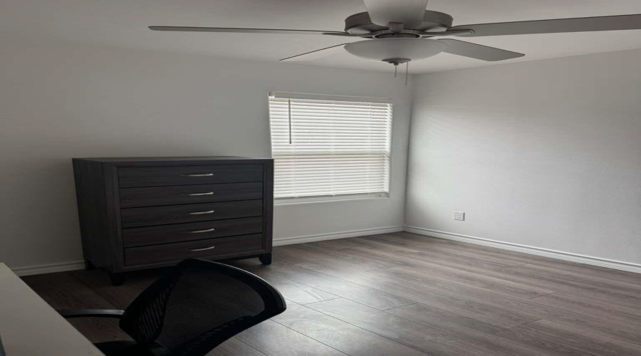 9926 Kaspar Dr., Laredo, Texas 78045, 3 Bedrooms Bedrooms, 4 Rooms Rooms,2 BathroomsBathrooms,Residential,For Sale,9926 Kaspar Dr.,20260770