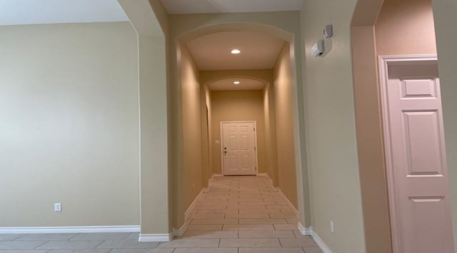 507 Altozano Dr, Laredo, Texas 78045, 4 Bedrooms Bedrooms, 8 Rooms Rooms,2 BathroomsBathrooms,Residential,For Rent,507 Altozano Dr,20260771