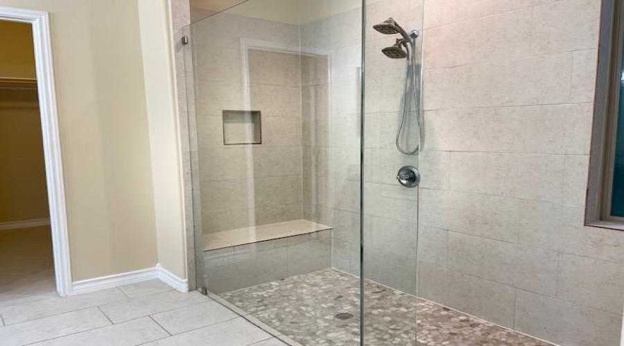 507 Altozano Dr, Laredo, Texas 78045, 4 Bedrooms Bedrooms, 8 Rooms Rooms,2 BathroomsBathrooms,Residential,For Rent,507 Altozano Dr,20260771