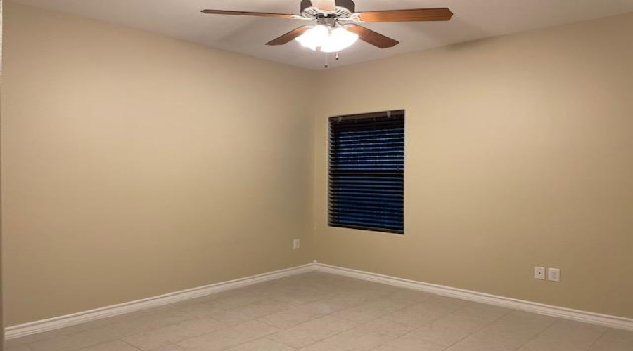 507 Altozano Dr, Laredo, Texas 78045, 4 Bedrooms Bedrooms, 8 Rooms Rooms,2 BathroomsBathrooms,Residential,For Rent,507 Altozano Dr,20260771