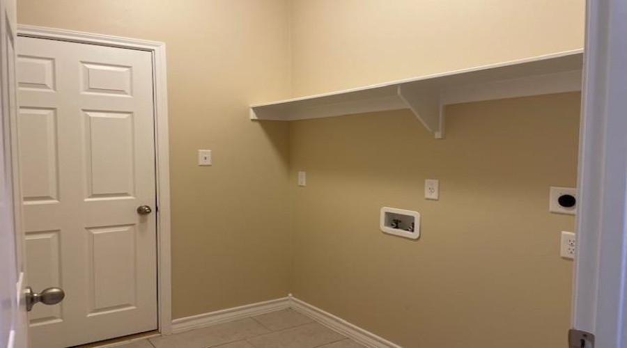 507 Altozano Dr, Laredo, Texas 78045, 4 Bedrooms Bedrooms, 8 Rooms Rooms,2 BathroomsBathrooms,Residential,For Rent,507 Altozano Dr,20260771